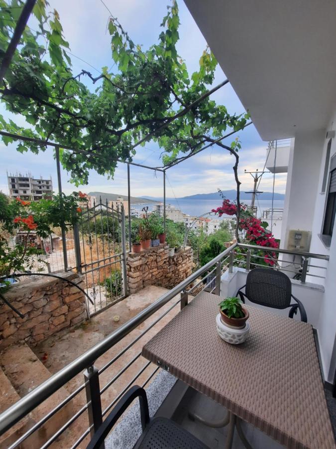 Nora's * Sarandë